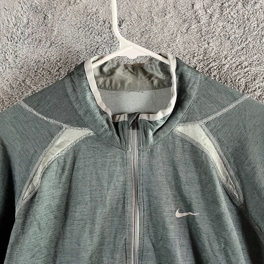 Nike Dri-Fit 1/2 Zip Pullover Mens XL Gray Heather Lined Performance Mock Neck